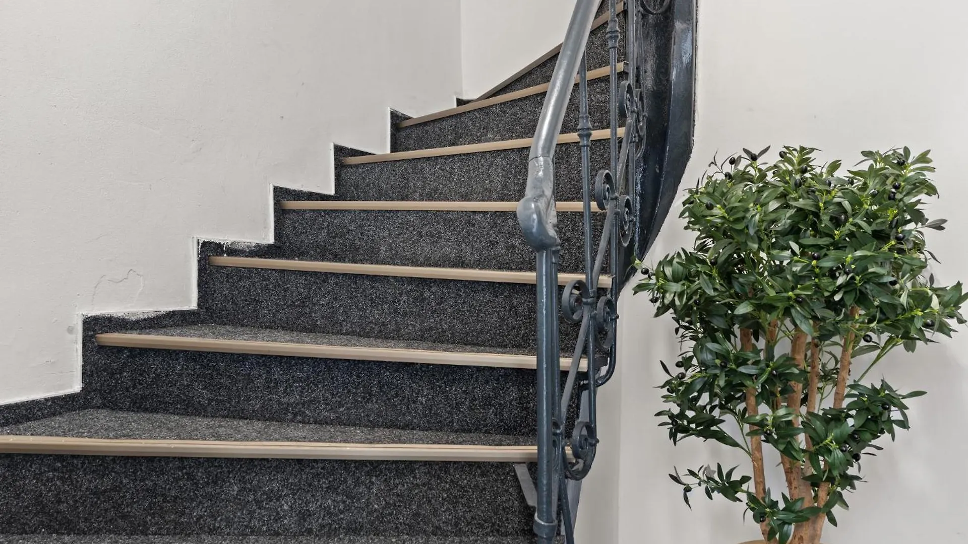 Old Town Comfort Bucharest Apartment