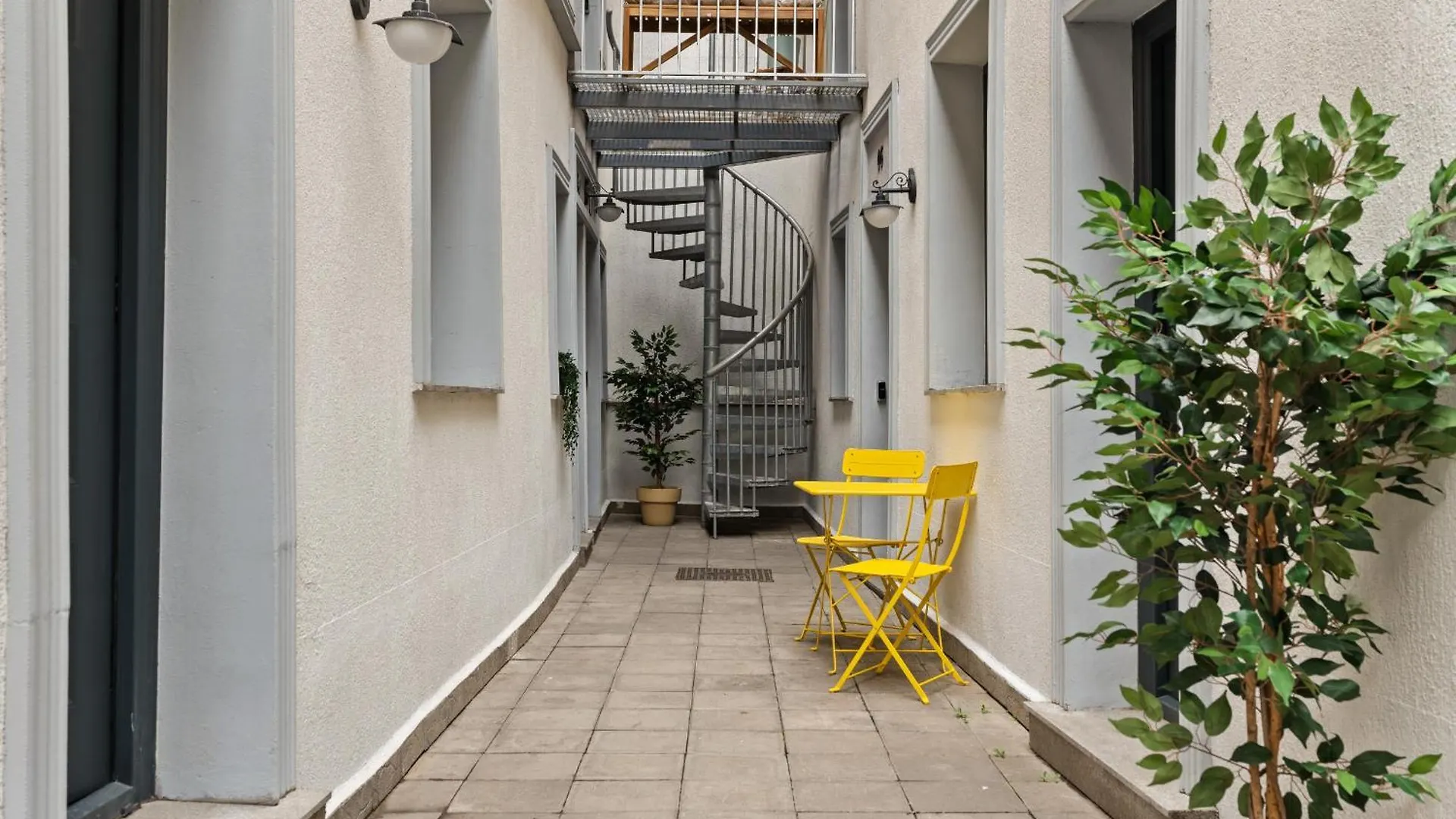 Old Town Comfort Bucharest Apartment